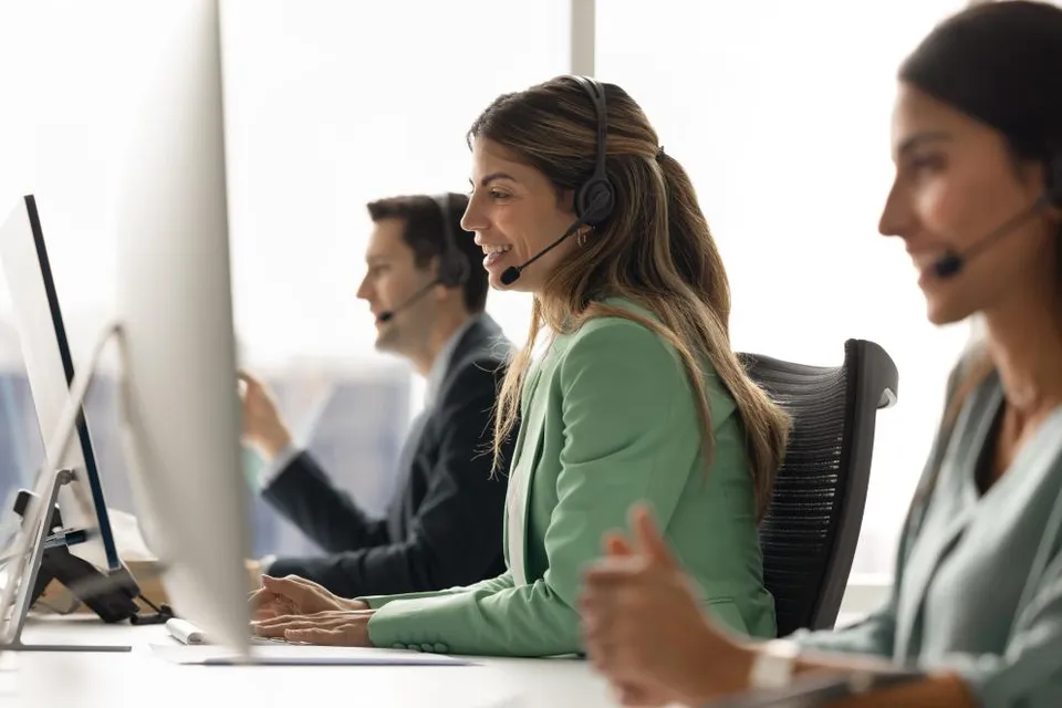 Conseillers d'assistance au téléphone
